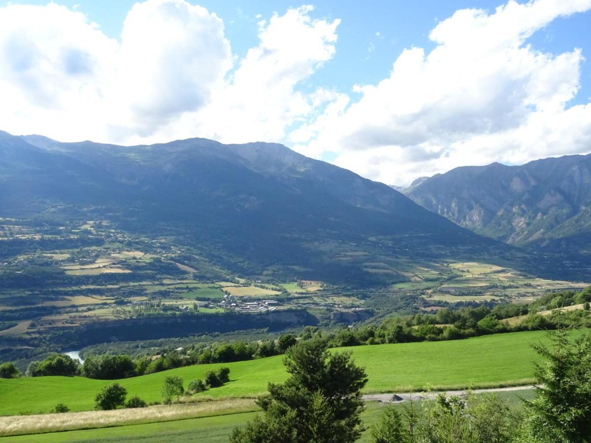 Le Massif Des Ecrins Crots Exterior foto